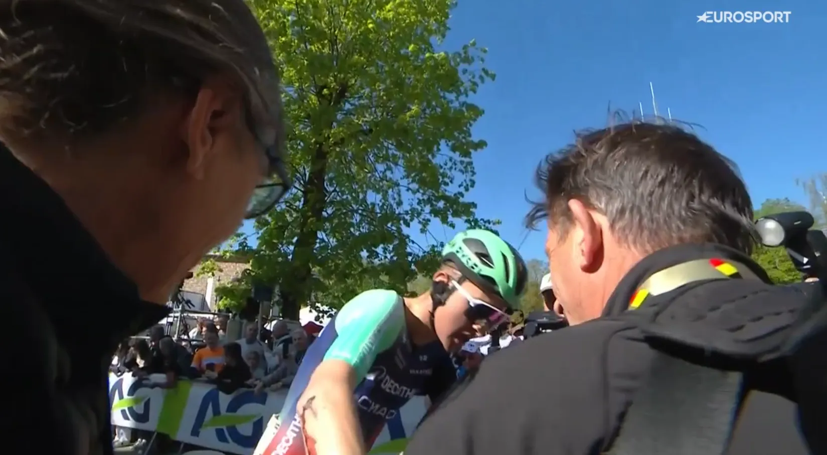 Seixas still dominant despite visible crash marks: 'I'm strong when it's tough'