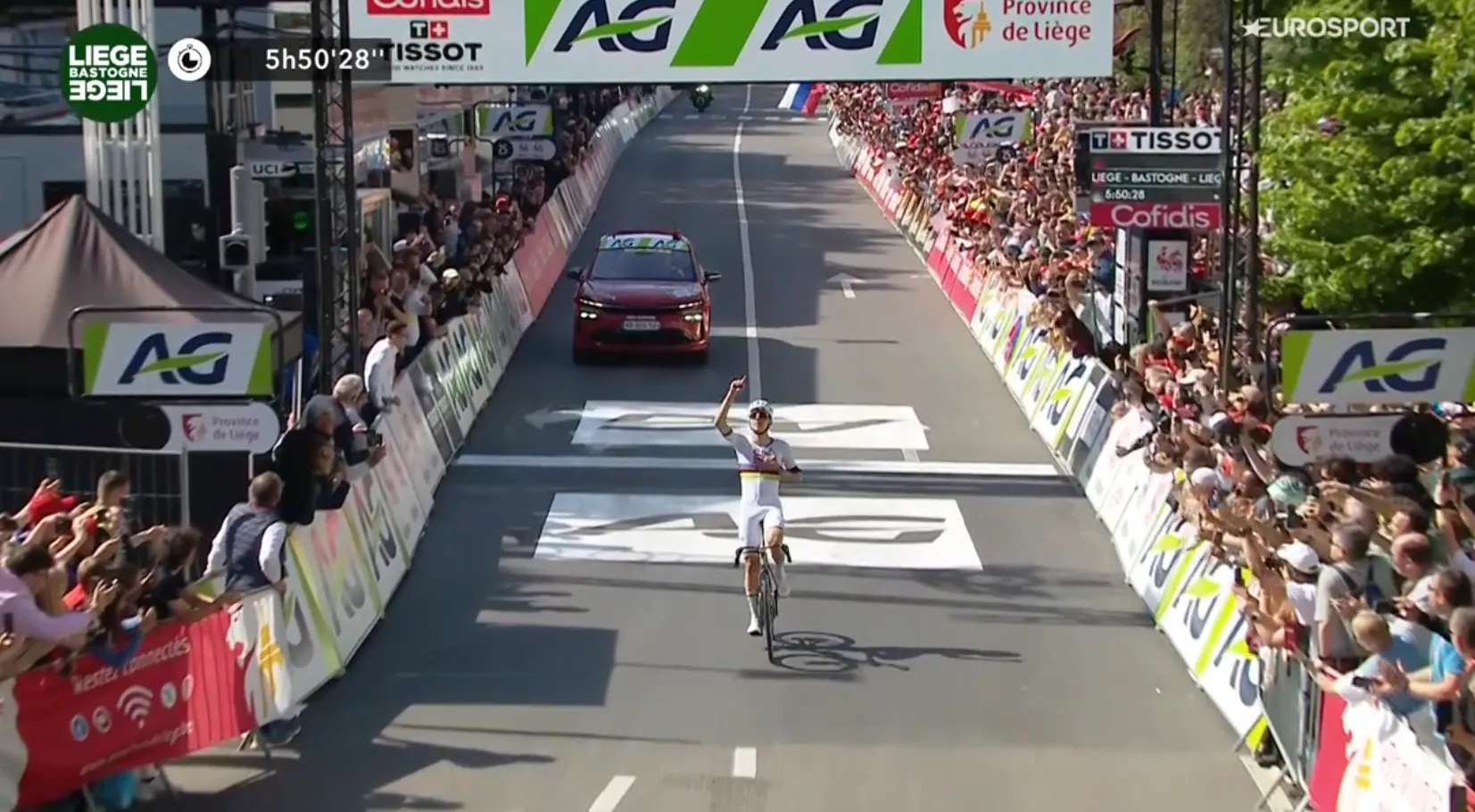 Superb duel between Pogačar and Seixas, but the world champion proves too strong, wins Liège-Bastogne-Liège