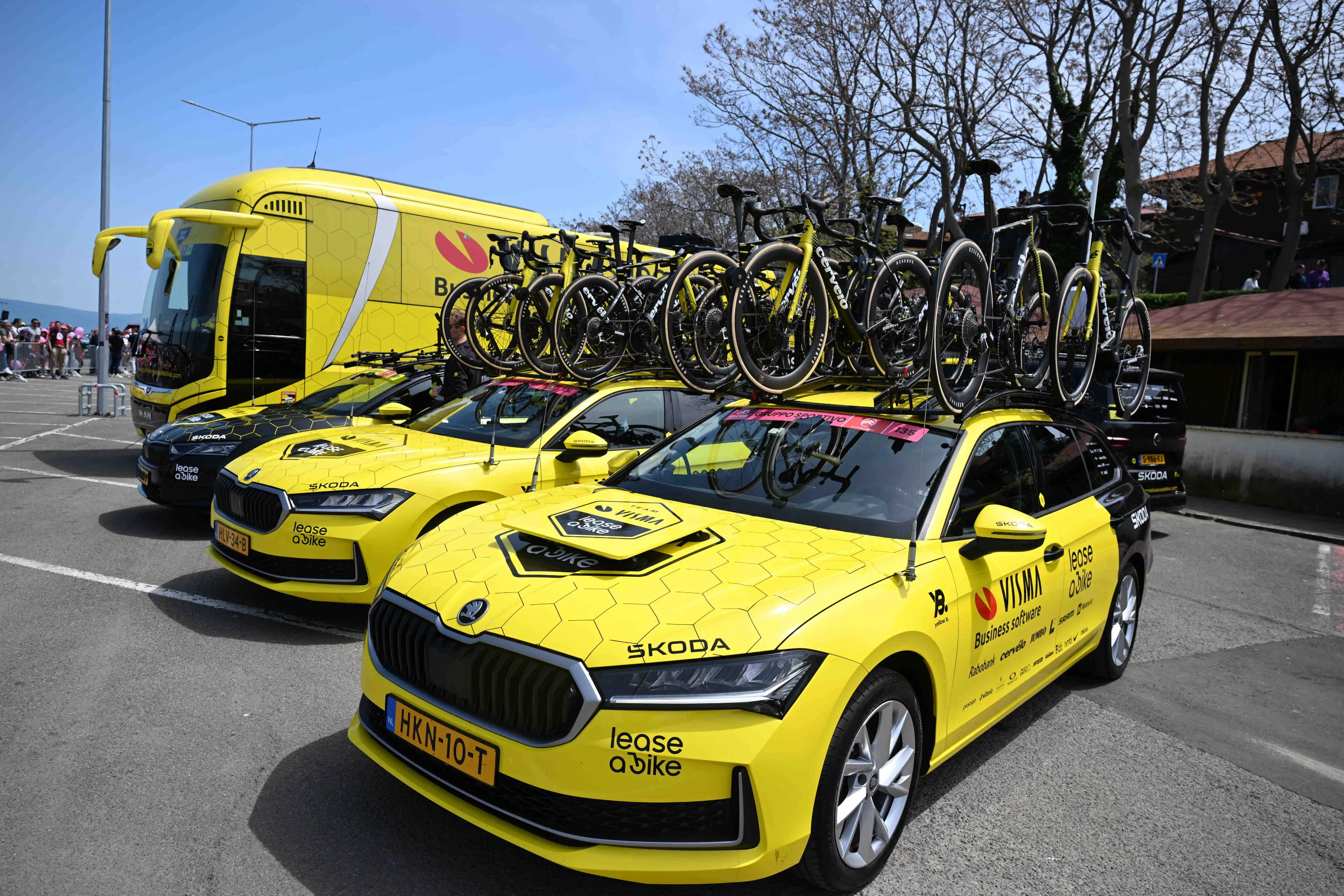 Giro stage 7 fines and time penalties: Team staff, not riders, getting punished before Blockhaus stage