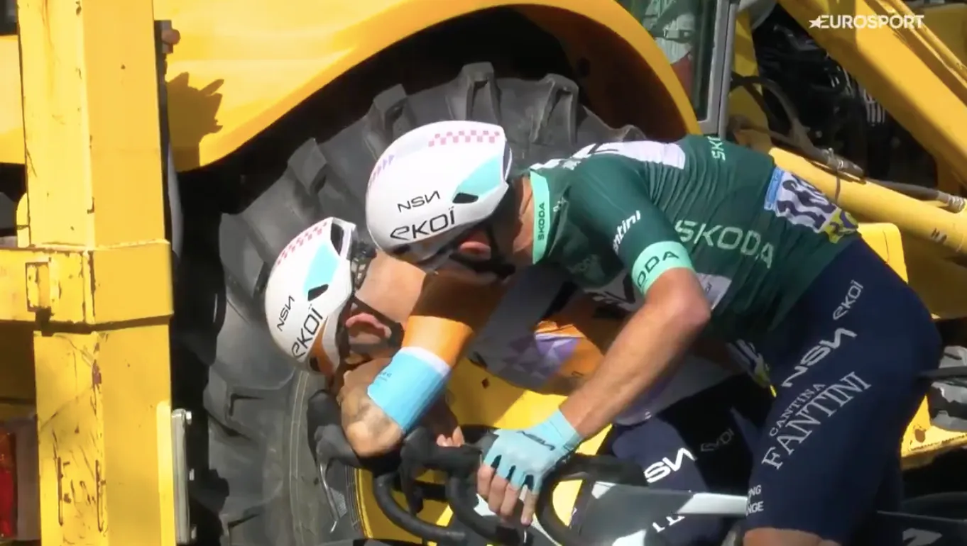 Hofstetter explains raw emotions after finishing second to Van Aert: “You can beat Wout”