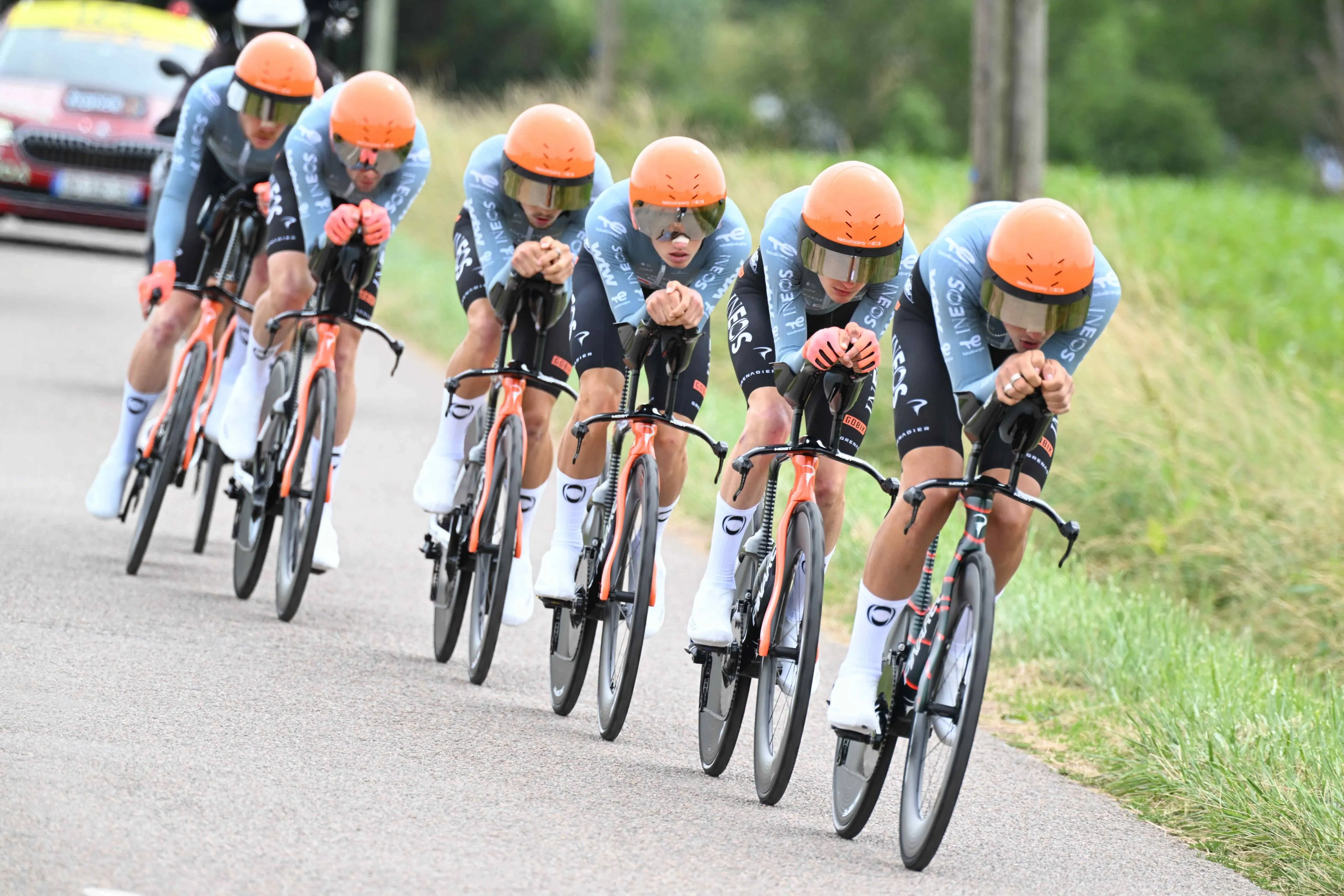 Vauquelin frustrated by a missed victory after INEOS order him to wait for Onley