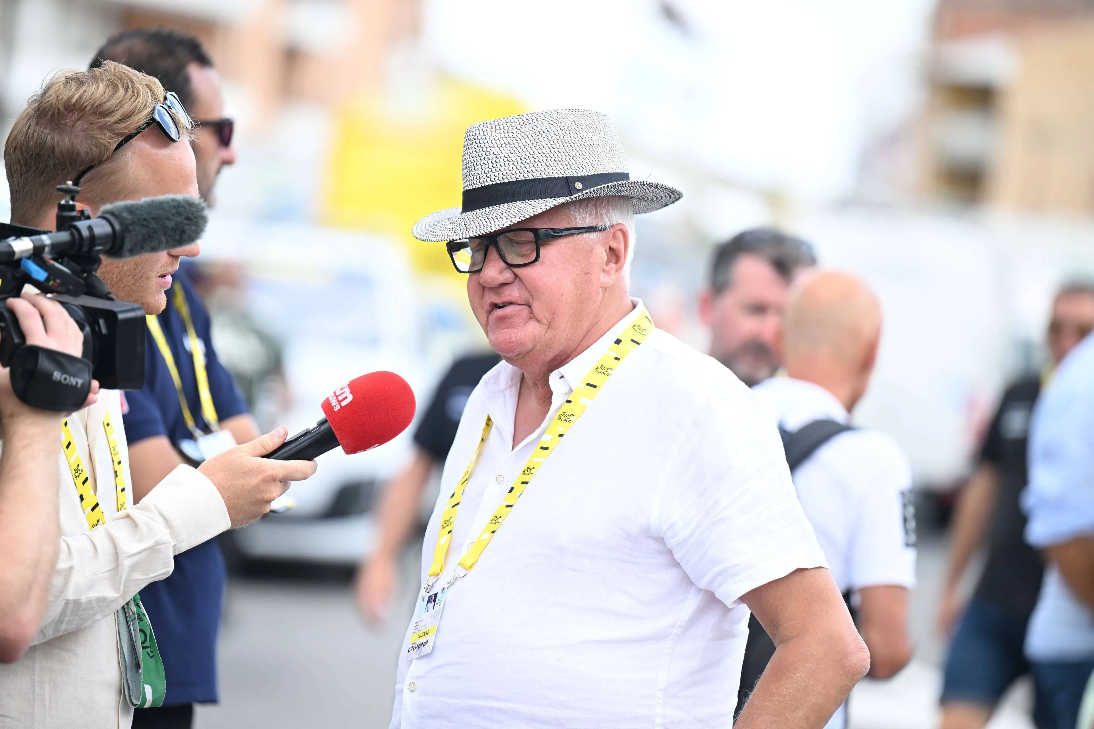 “If he has a strange look in his eyes”; Lefevere joins debate around Wiebes and Van Schip