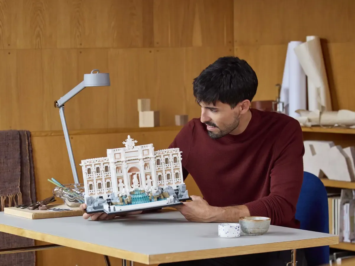 lego architecture trevifontein trevi fountain
