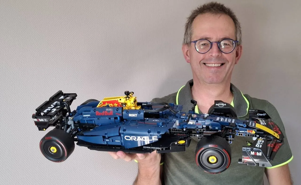 LEGO Technic Oracle RB20: bouw Max’ F1-monster zelf – review & details