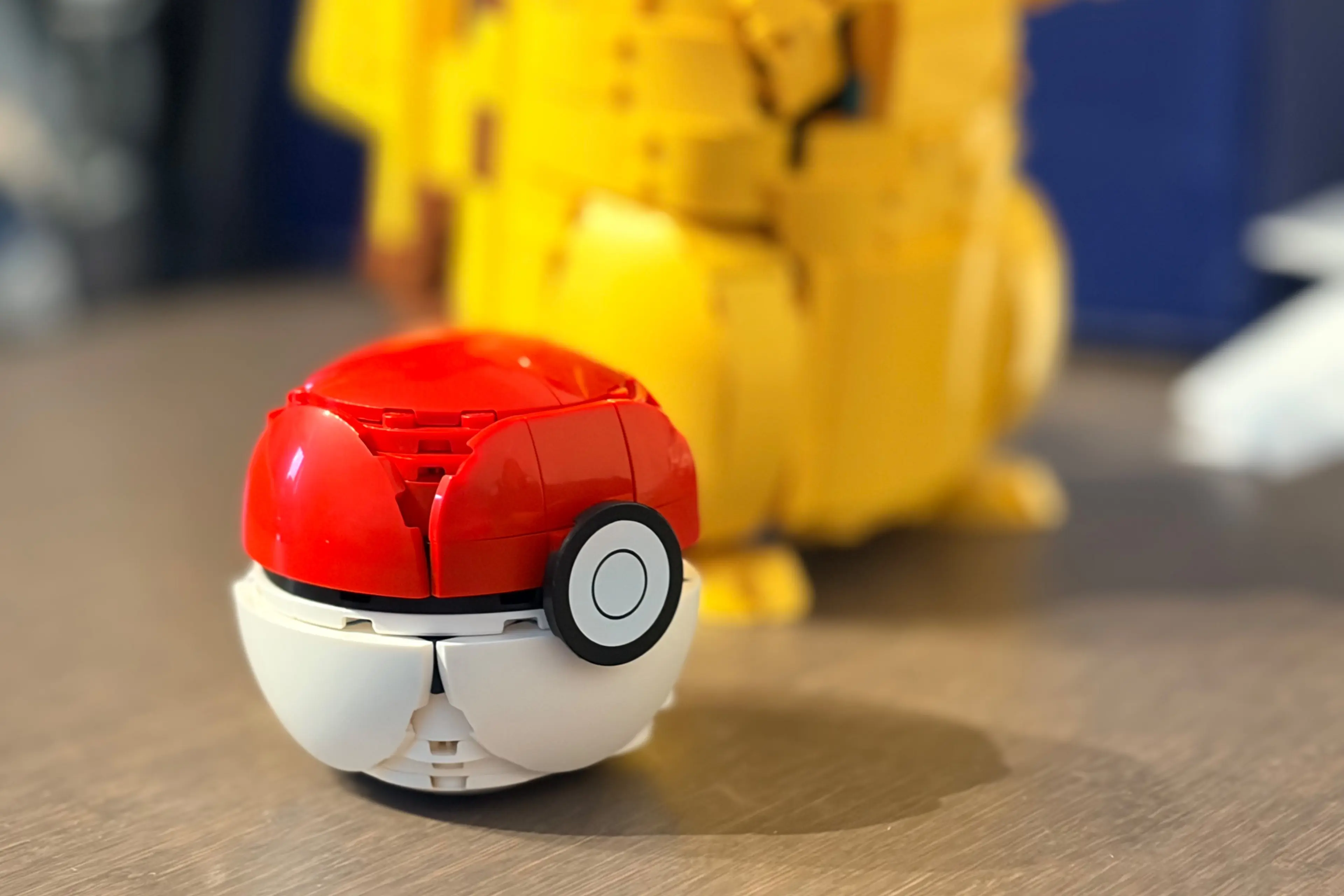 Dit zou de eerste LEGO Pokémon set met minifiguren kunnen worden