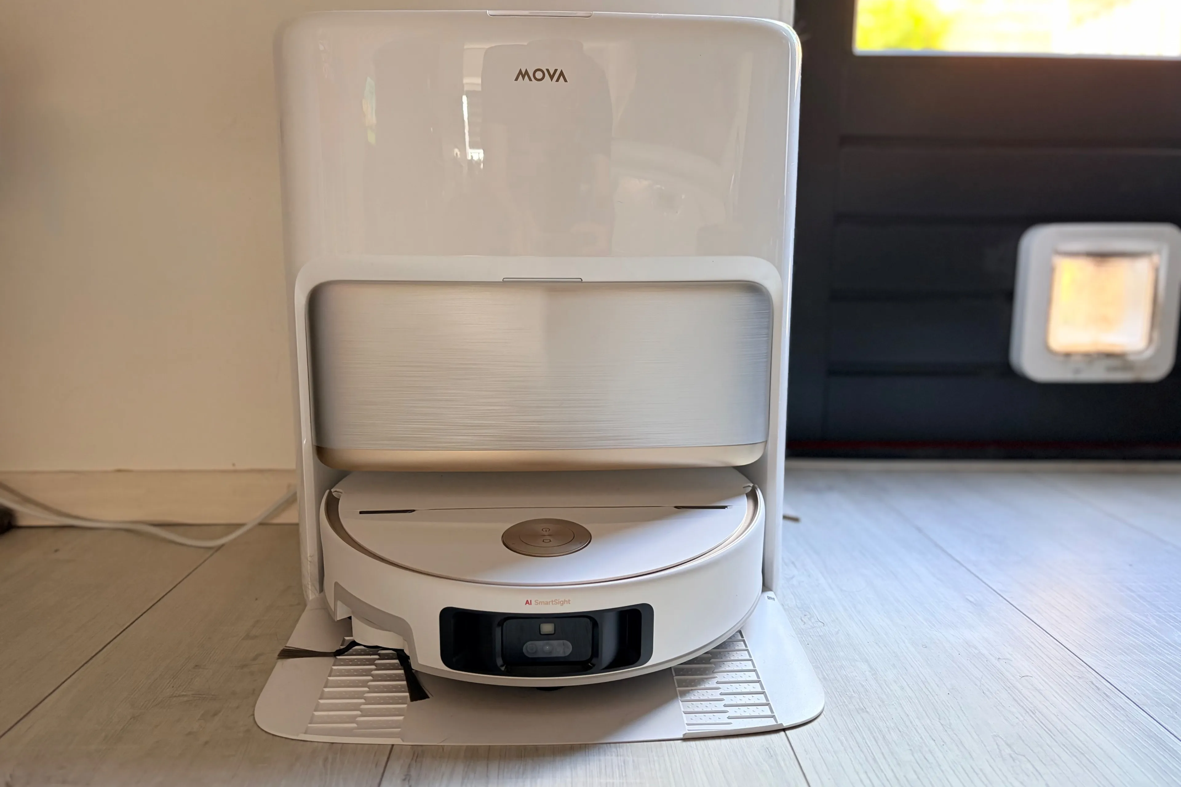 Deze robotstofzuiger komt tot in de kleinste hoekjes en laat concurrentie ver achter zich