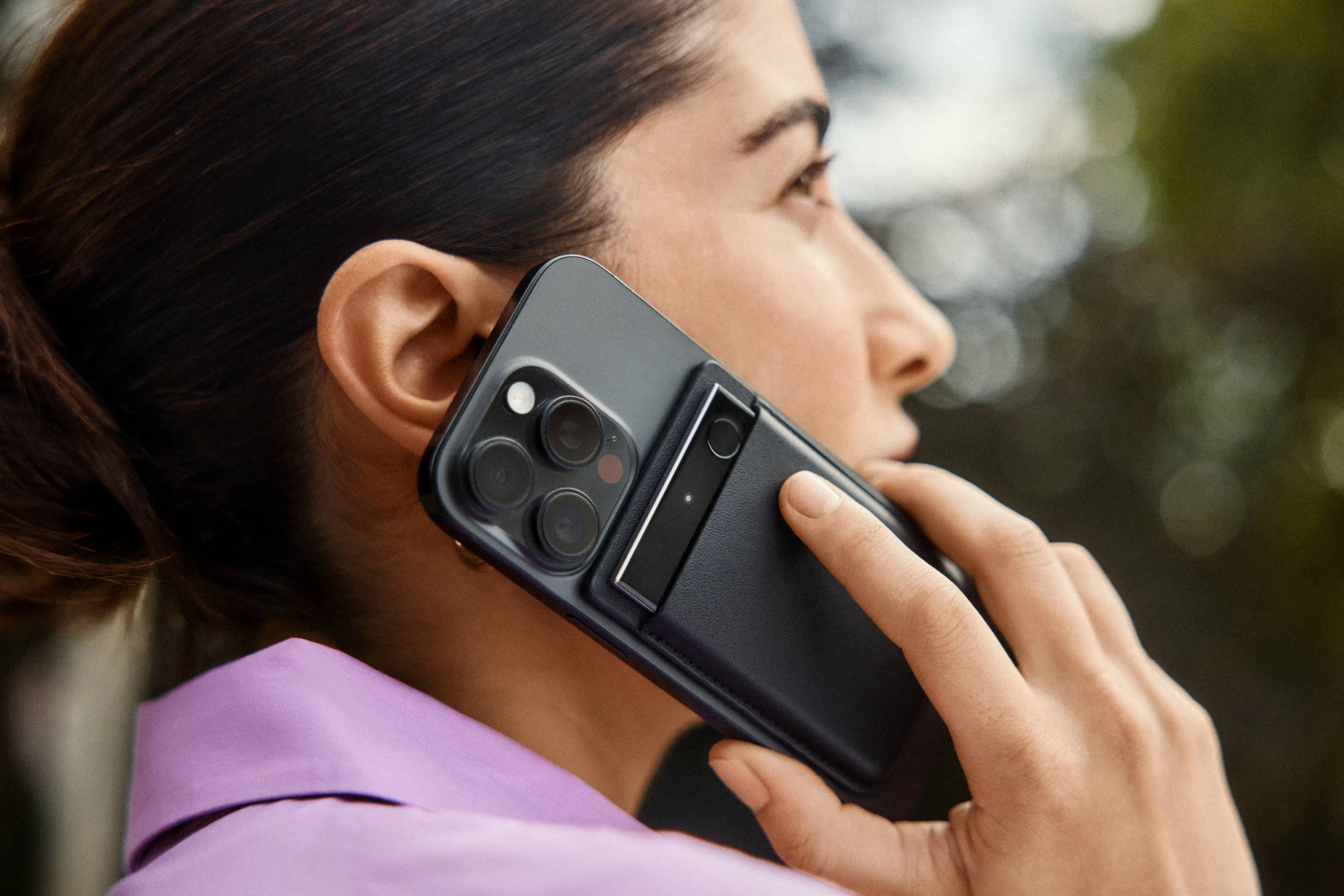 Coolblue stunt met AI-gadgets die meetings voor je samenvatten