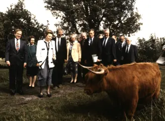 006756_beatrix_opening_blauwe_poort_1990