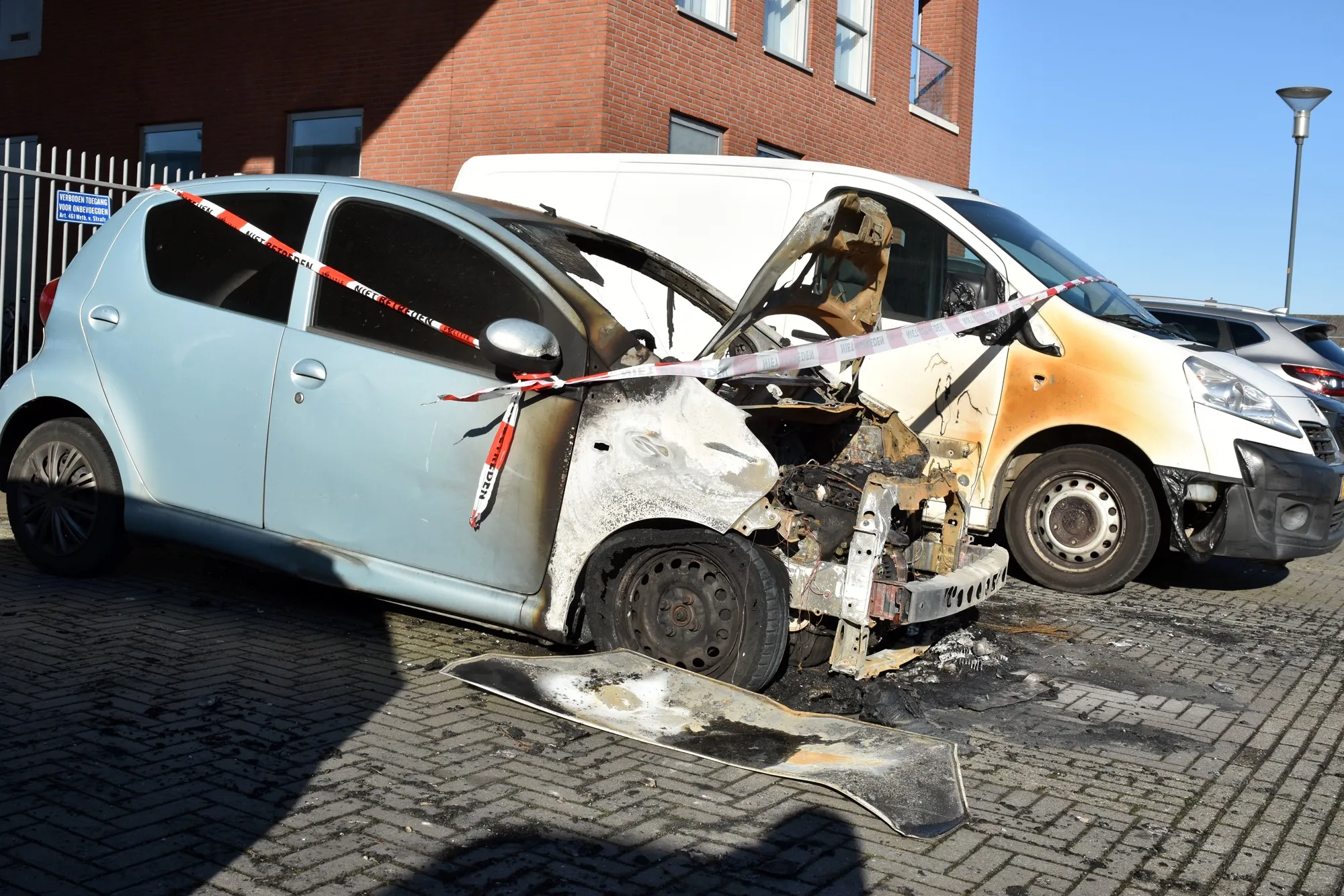 Opnieuw autobrand in Zaltbommel, brandstichting wordt niet uitgesloten