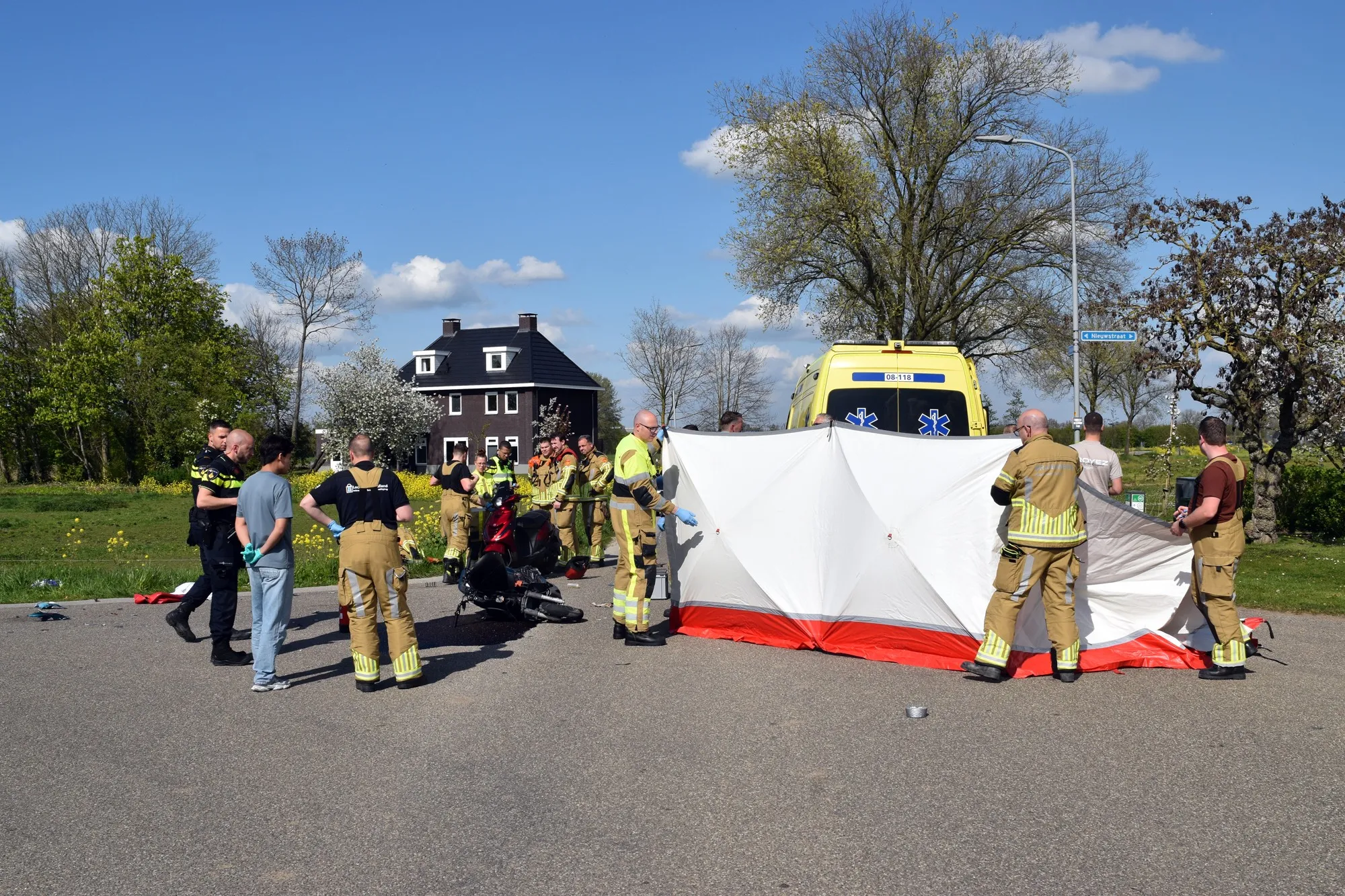 School in Wijk en Aalburg in rouw na dodelijk ongeluk met 14-jarige leerling