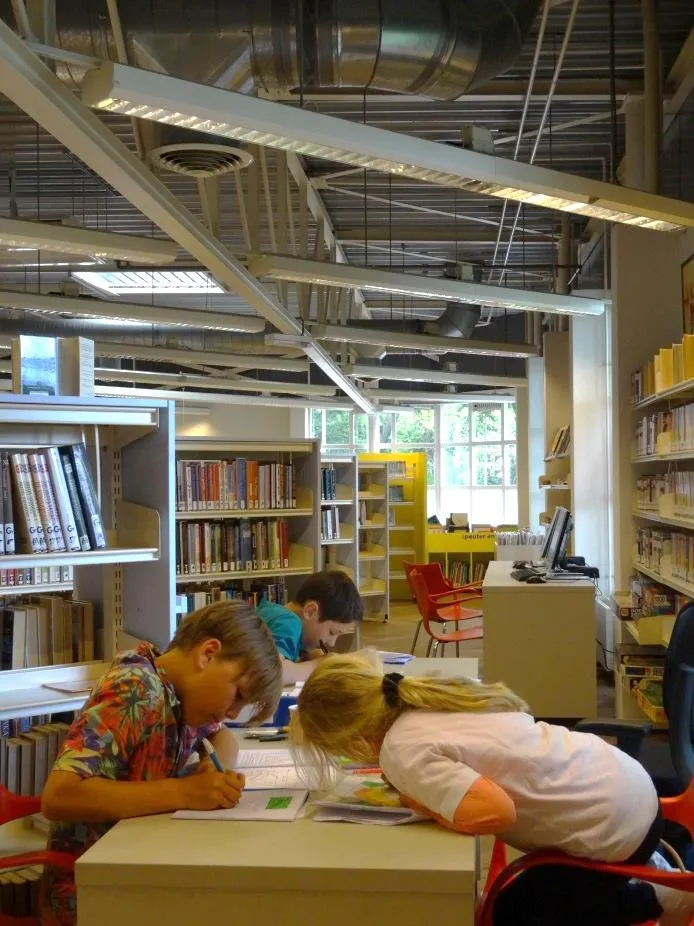 17 060 studiemax bibliotheek zandvoort