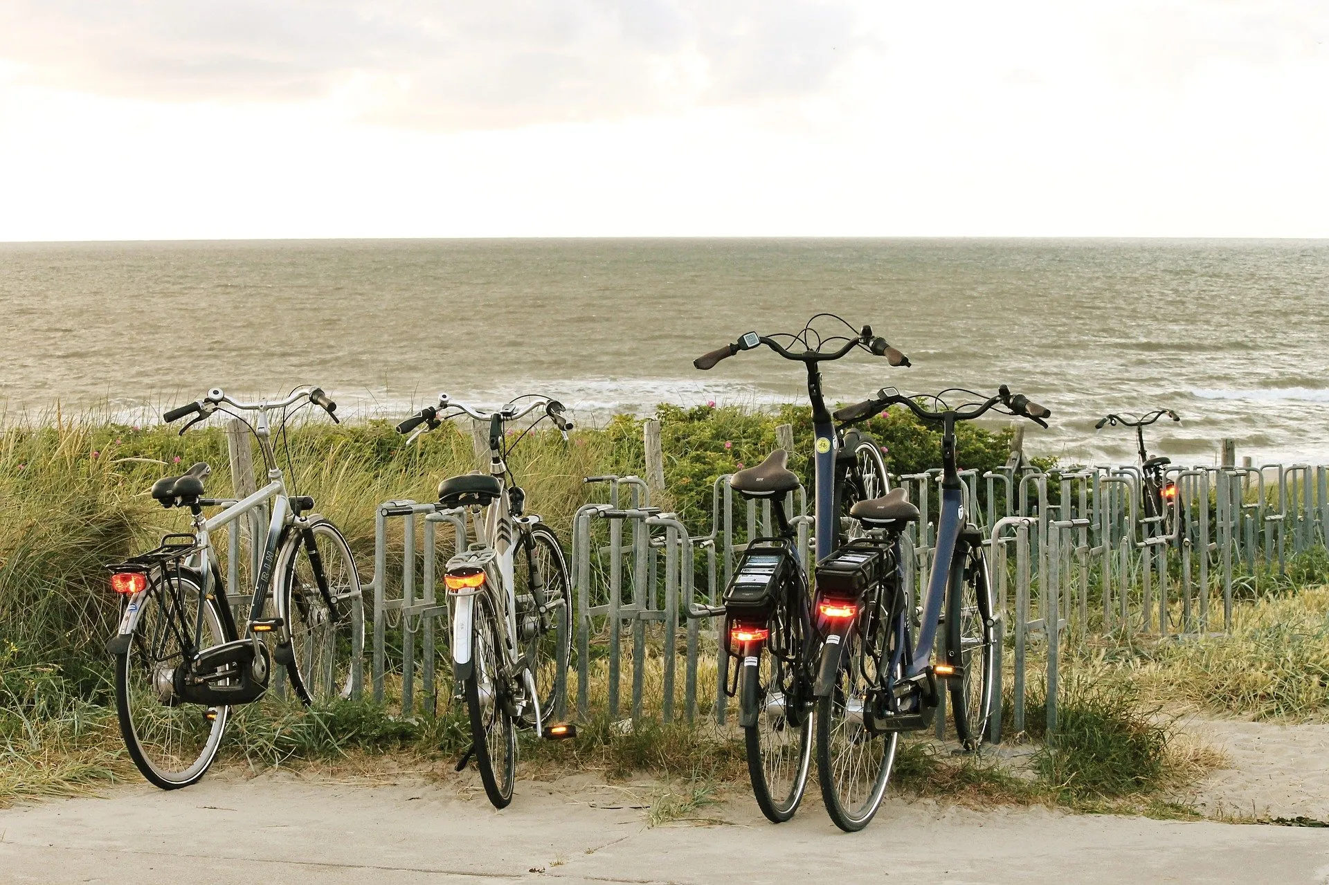 fietsenrekken manfred richter pixabay