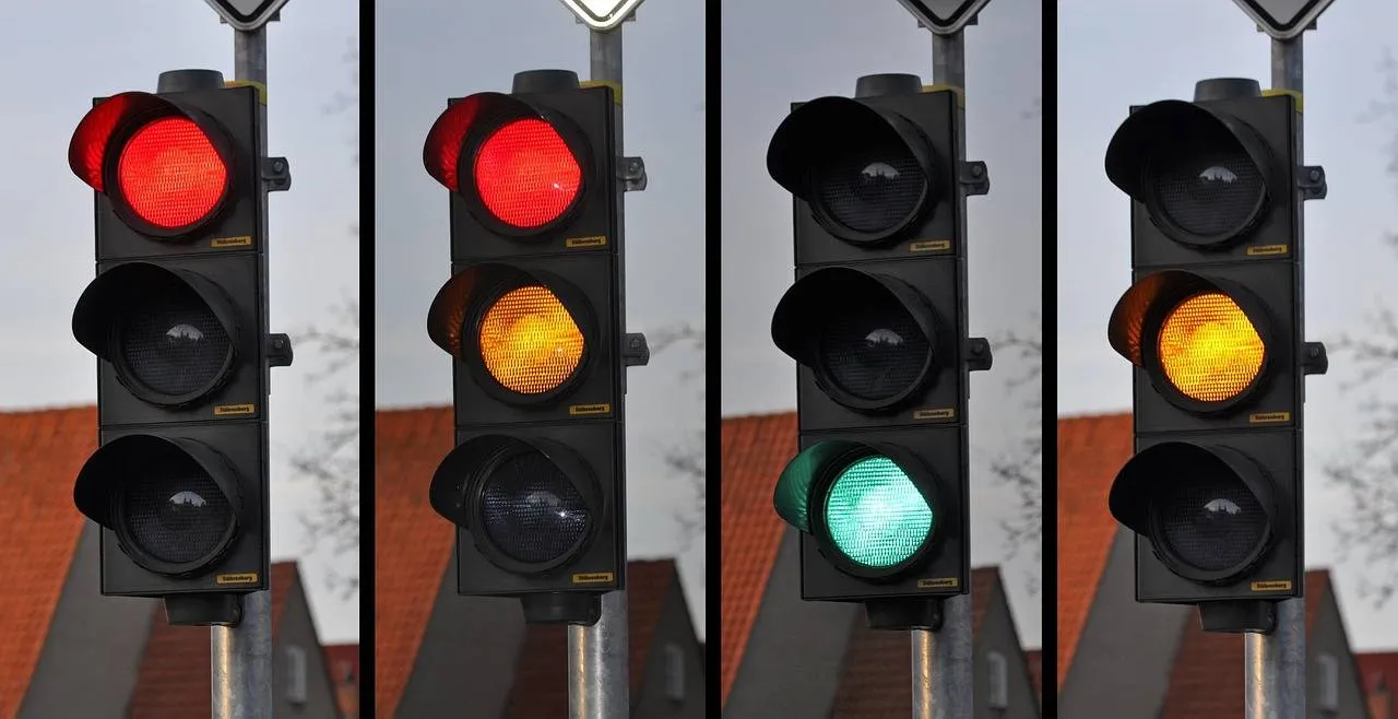 traffic-light-876047_1280