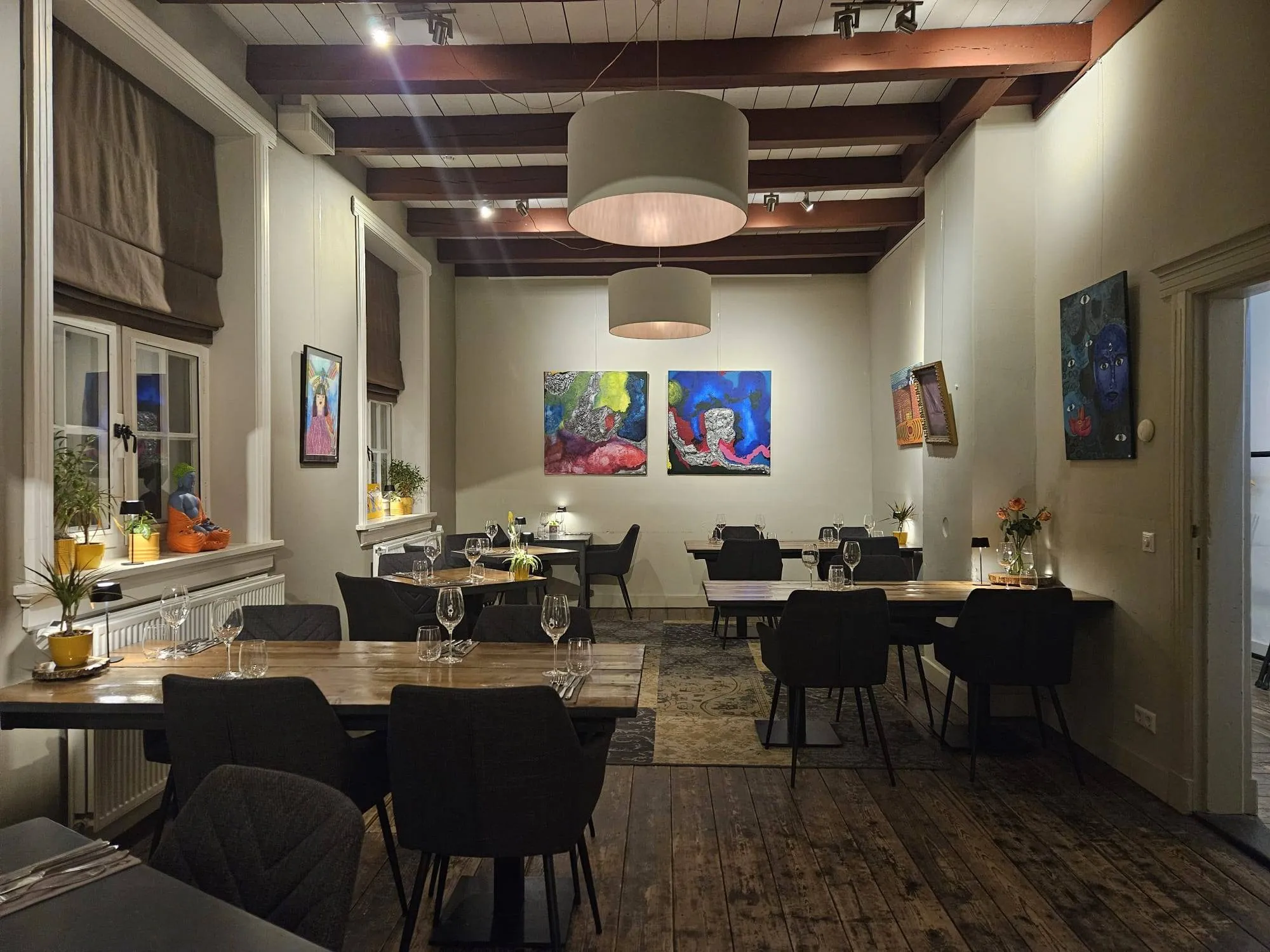 kleur in de werken van Marilyn Vayne