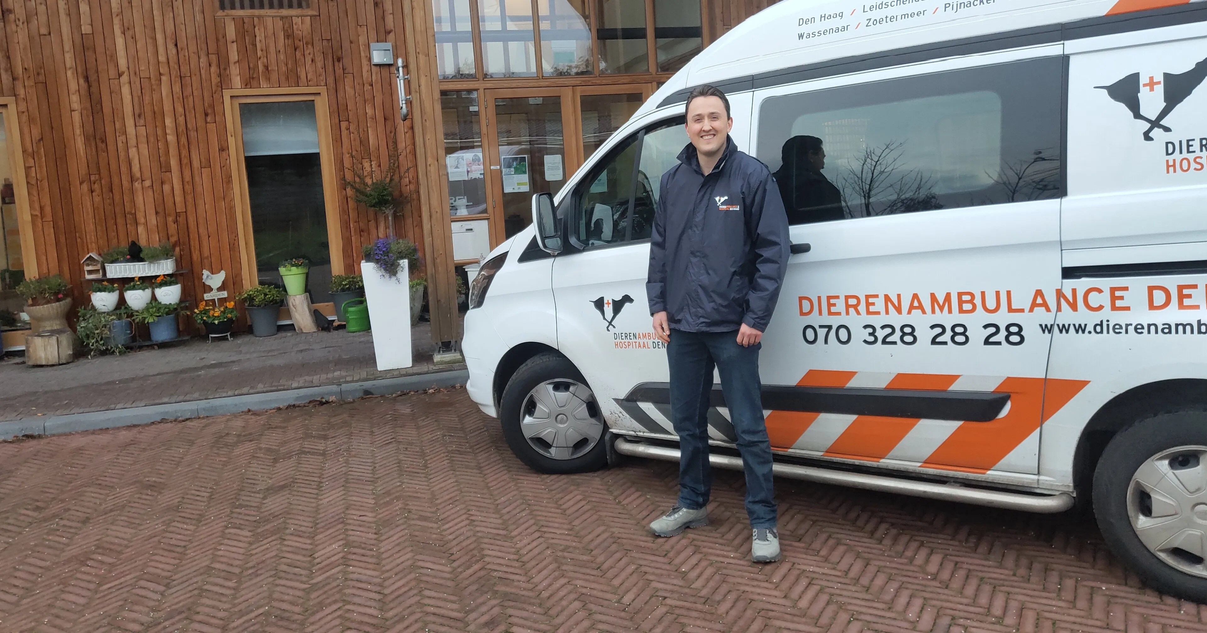 angelo rens nieuwe directeur dierenambulance den haag