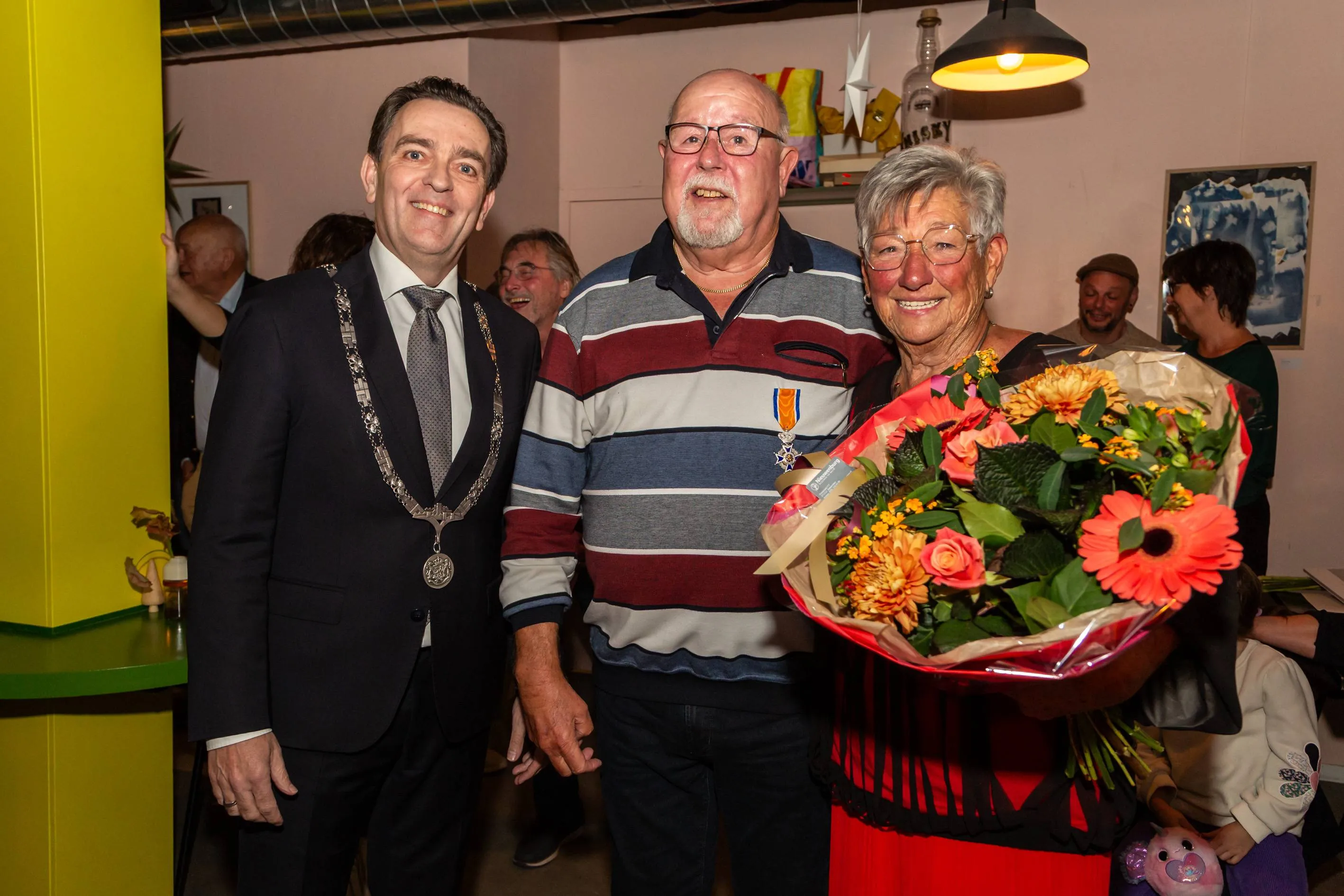 Uitreiking-K.O.-de-heer-Ed-Boutkan