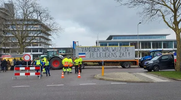 boerenprotest zwolle provinciehuis