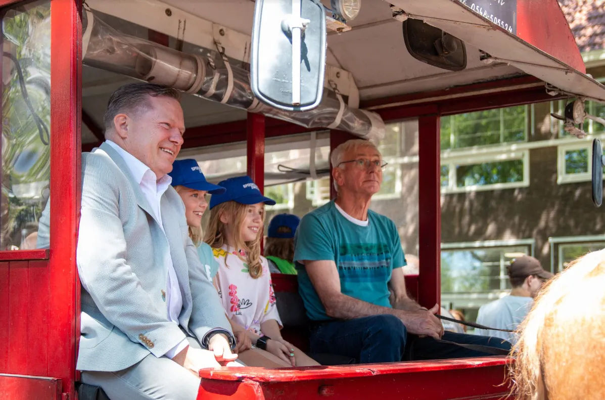 opening oosterlaan en westerlaan