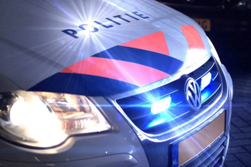 politieauto poliite zwolle