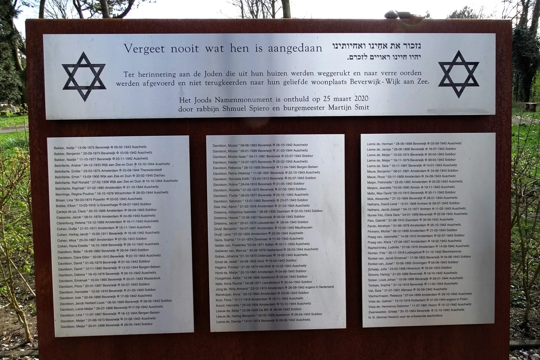 foto 25 3 2024 105 herdenking joods namenmonument op begraafplaats duinrust