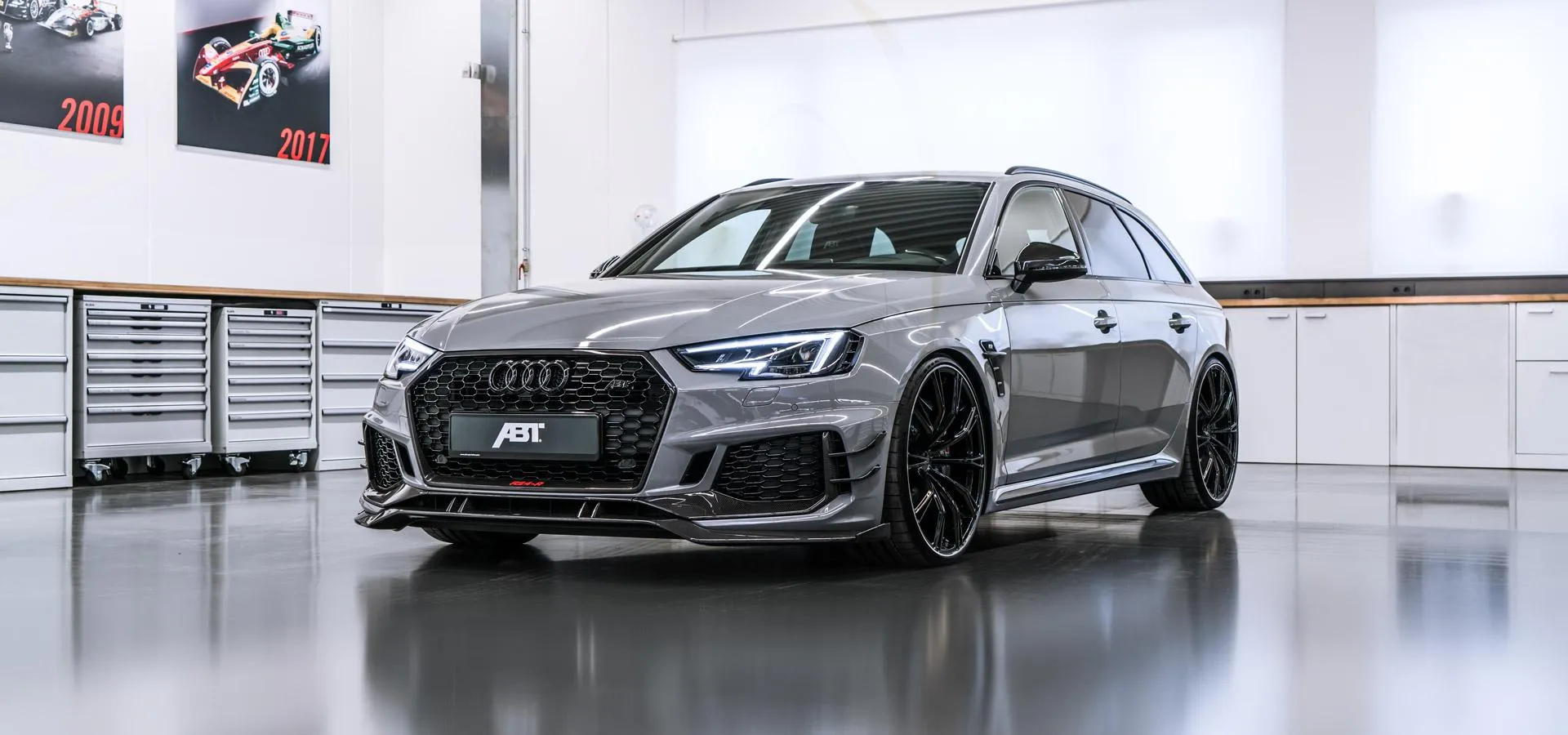rs4 r