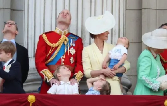 fireshot capture 327 every photo from trooping the colour https wwwharpersbazaarcom cele 584x371