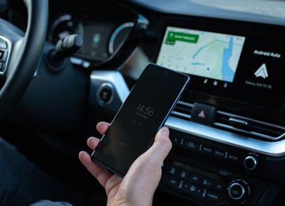  5 redenen om te kiezen voor de Android Auto dongle van AAWireless (Paaskorting!)