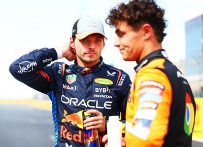  Max Verstappen heeft het niet te doen met McLaren: "Ze klagen te veel"