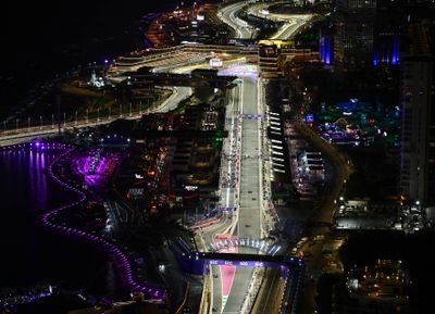 Tijdschema en weersverwachting Grand Prix Saoedi-Arabië: Race kijken met bord op schoot