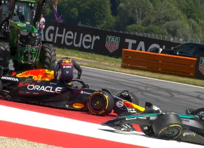  Verstappen na uitvalbeurt in Oostenrijk: "Het is prima zo."