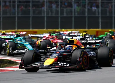 George Russell wint de Grand Prix van Canada, Verstappen P2 en Antonelli op podium