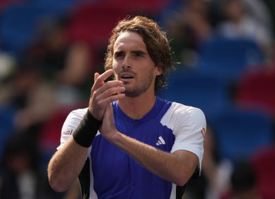  Tsitsipas Survives Tricky First-Round Clash At Paris Masters