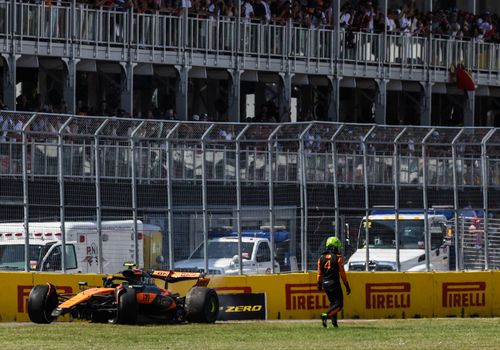 Norris steigt nach dem Vorfall in Kanada aus seinem Auto aus