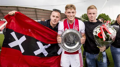 Flemming belandde bij Ajax in 'afvoerputje': 'Als je daarin zat, was je jaar later meestal pleite'