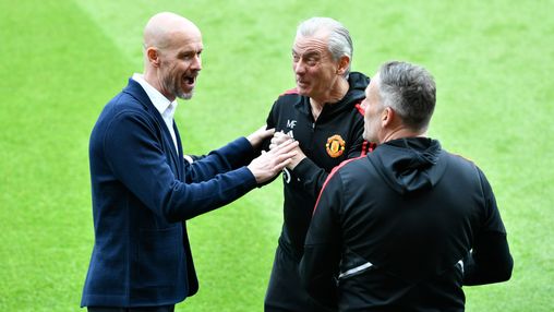 Ten Hag blij na eerste Premier League-seizoen: 'Maar nog lange weg te gaan'