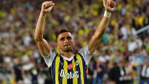 Buitenland: Tadić met Fenerbahçe op jacht naar koppositie