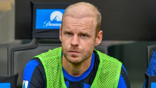 Buitenland: Wisselend succes in League Cup, Klaassen debuteert voor Internazionale