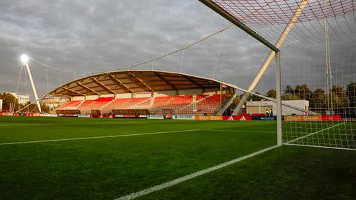 Ajax neemt Abdusalam (14) over van AZ; jonge aanvaller wijst Feyenoord af