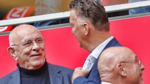 'Van Praag wil Ajax-leden overtuigen van noodzaak ontslag Kroes'
