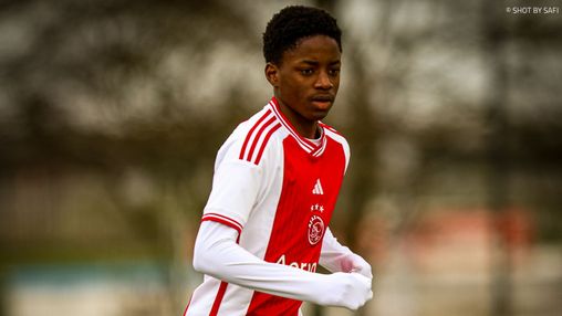 Simeon schiet Ajax O15 naar ruime zege op leeftijdsgenoten Sparta Rotterdam