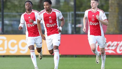 Jong Ajax houdt Roda thuis op gelijkspel en stelt Limburgs promotiefeestje uit