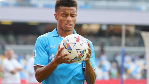 Buitenland: Neres met koploper Napoli op bezoek bij AC Milan