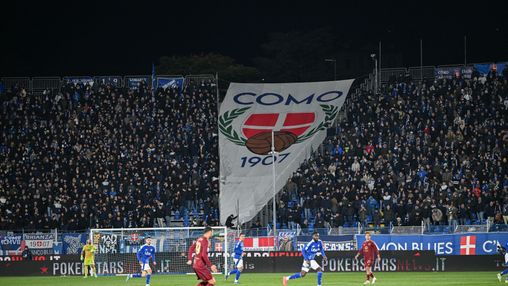 Rondom Ajax: Delegatie van Ajax te gast in Italië bij partnerclub Como