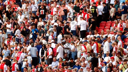 Hack bij Ajax maakt stelen seizoenkaart en opheffen stadionverbod mogelijk; club doet aangifte