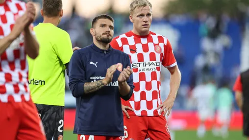 Buitenland: Van de Beek, Blind en Cillessen willen allen degradatie ontlopen