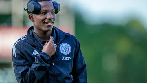 Rondom Ajax: Jetten zit in wedstrijdselectie van Ajax voor uitduel met NEC