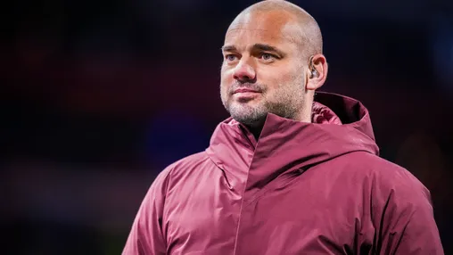 Van der Vaart komt op voor Sneijder: 'Ongelooflijk, ik snap er echt geen reet van'