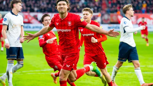 LIVE 14.30 uur | FC Twente - Go Ahead Eagles (2-0)