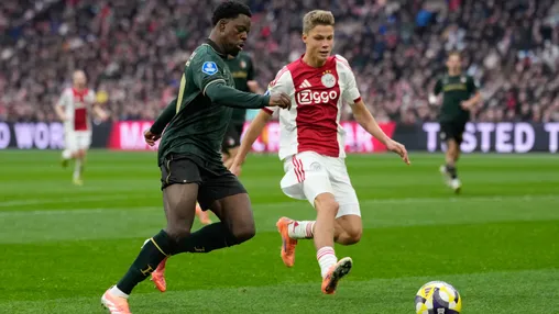 Rondom Ajax: 'Van Gaal vertelde Steur: bij mij zou jij altijd spelen'