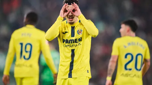 Buitenland: Mikautadze valt in bij Villarreal en scoort; Chivu wint topwedstrijd tegen Juventus